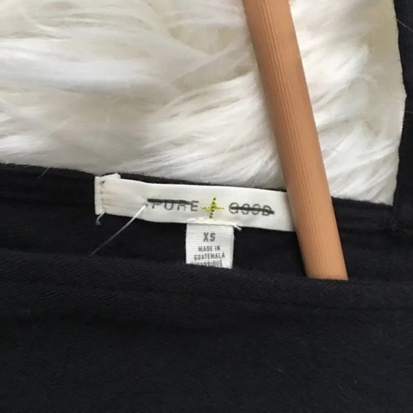 ANTHROPOLOGIE PURE & GOOD Black V-Neck Peplum Sleeveless Tank Sz XS‎ - Picture 6 of 6